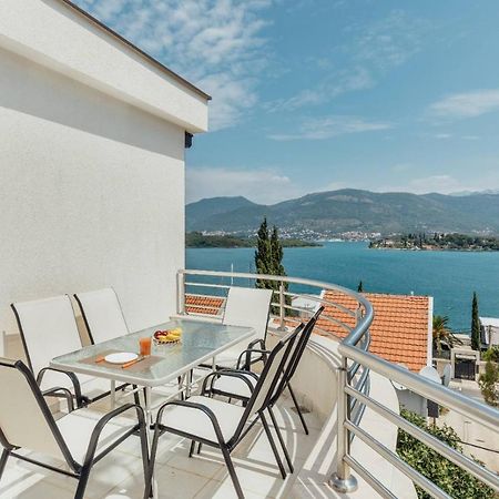 Apartmani Jelena Тиват Екстер'єр фото