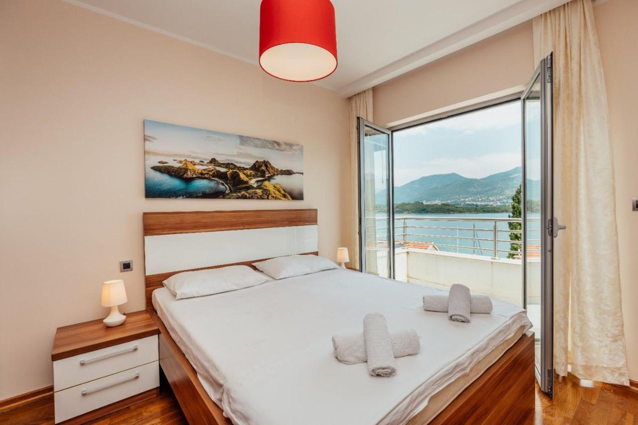 Apartmani Jelena Тиват Екстер'єр фото