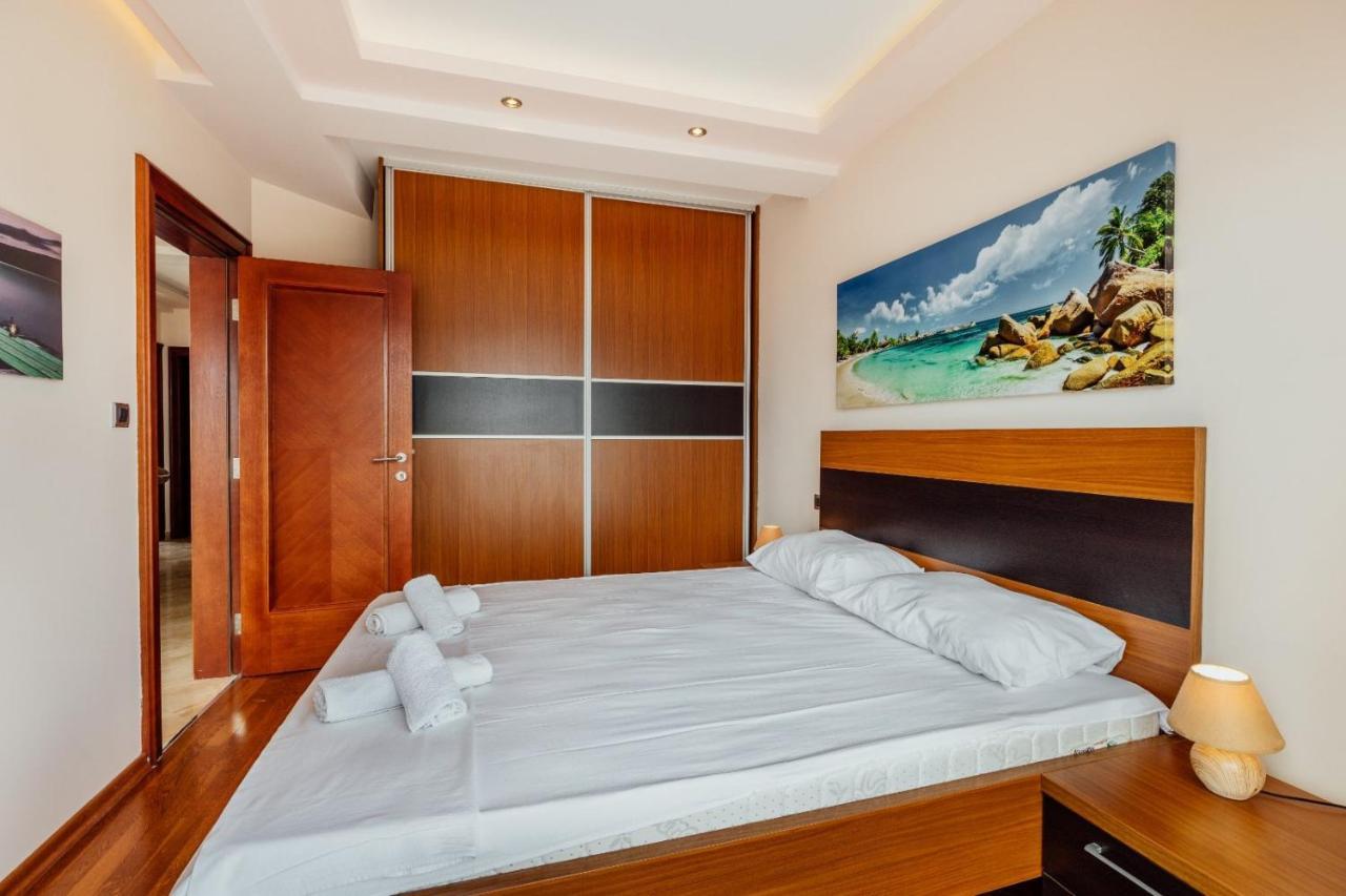 Apartmani Jelena Тиват Екстер'єр фото