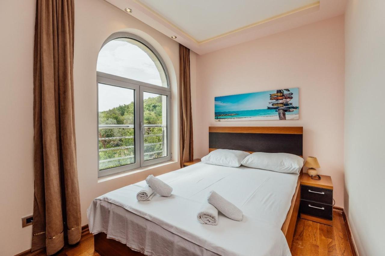 Apartmani Jelena Тиват Екстер'єр фото