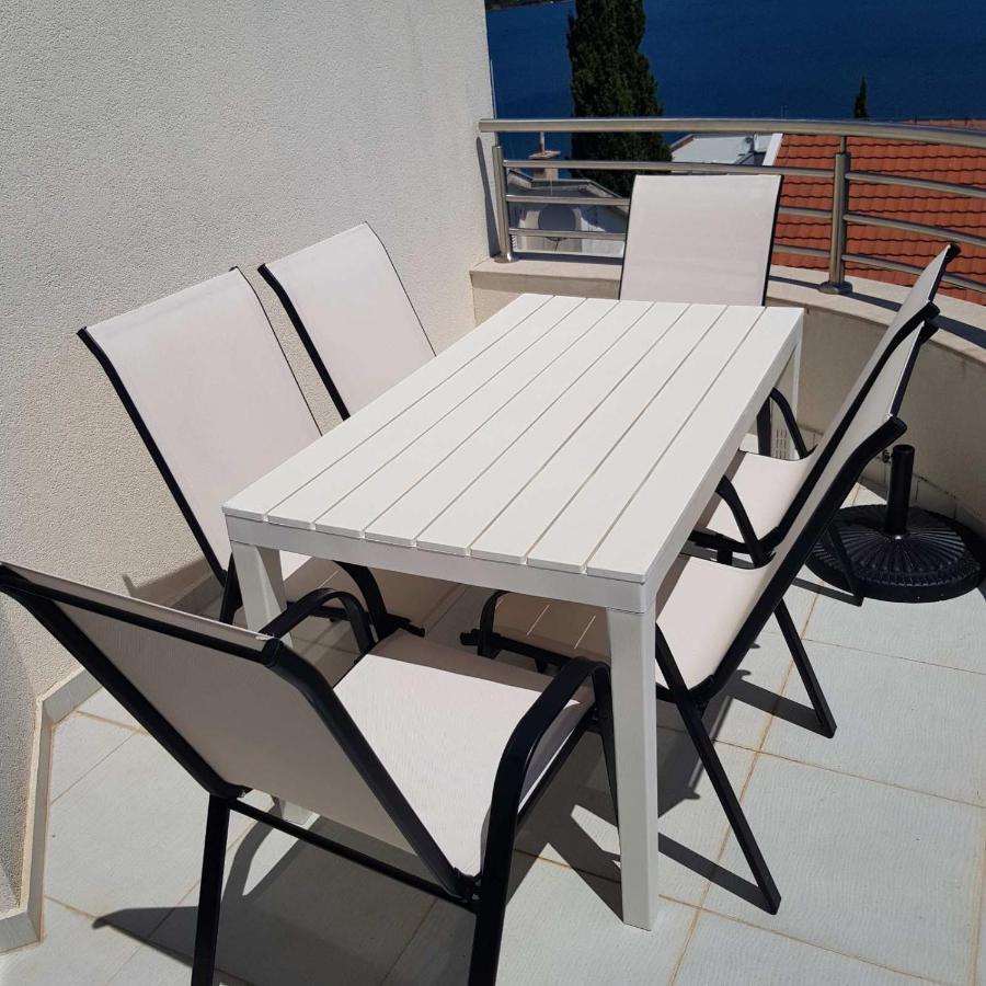 Apartmani Jelena Тиват Екстер'єр фото