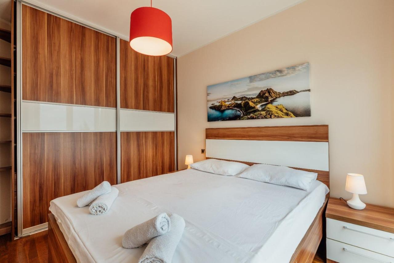 Apartmani Jelena Тиват Екстер'єр фото